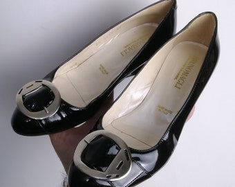 Zapatos de tacón de cuero vintage BRUNO MAGLI, Zapatos de charol negro de los años 90, Calzado clásico de diseñador italiano, Hecho a mano en Italia, Talla 37