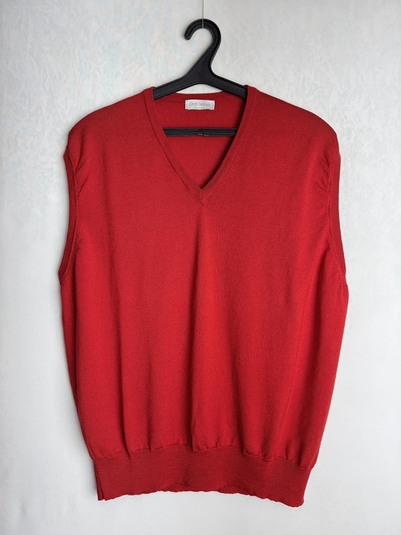 Gran Sasso, GRAN SASSO Wool Vest, 90s Italian Designer Sweater, Mens Red Sleeveless Sweater, Minimalist V-Neck Unisex Vest, Oversized Knit Vest, XL