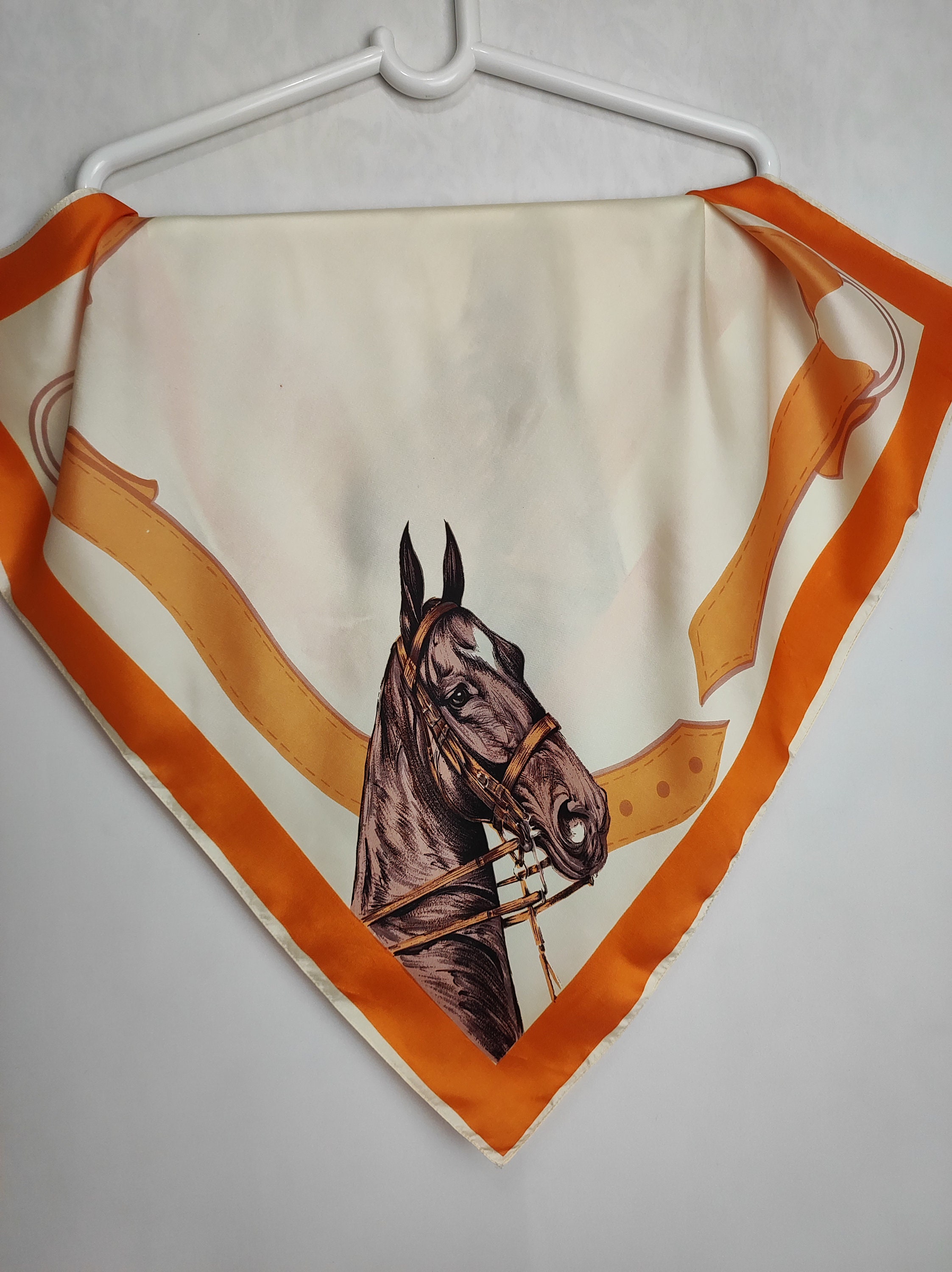 偉大な Silky Head Horse Scarf, Square Equestrian Scarf, Acetate 70s 小物