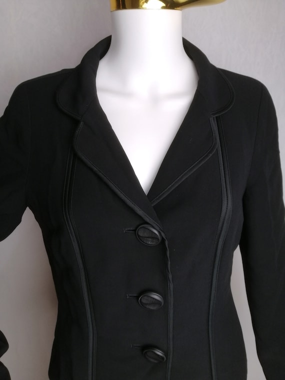 MAX MARA Wool Blend Jacket, Elegant Black Blazer,… - image 2