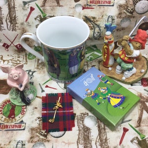 Collection de collection GOLF ; Mug Past Times Lady Golfer en boîte ; Carafe pour sac de golf Wade ; Jeu de cartes de GOLF ; golfeur de Paddington ; Pute golfeur cochon