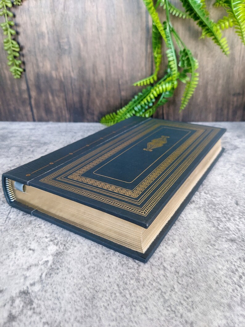 The Aeneid Virgil 1982 Franklin Library Illustrated Vintage Classics Etsy