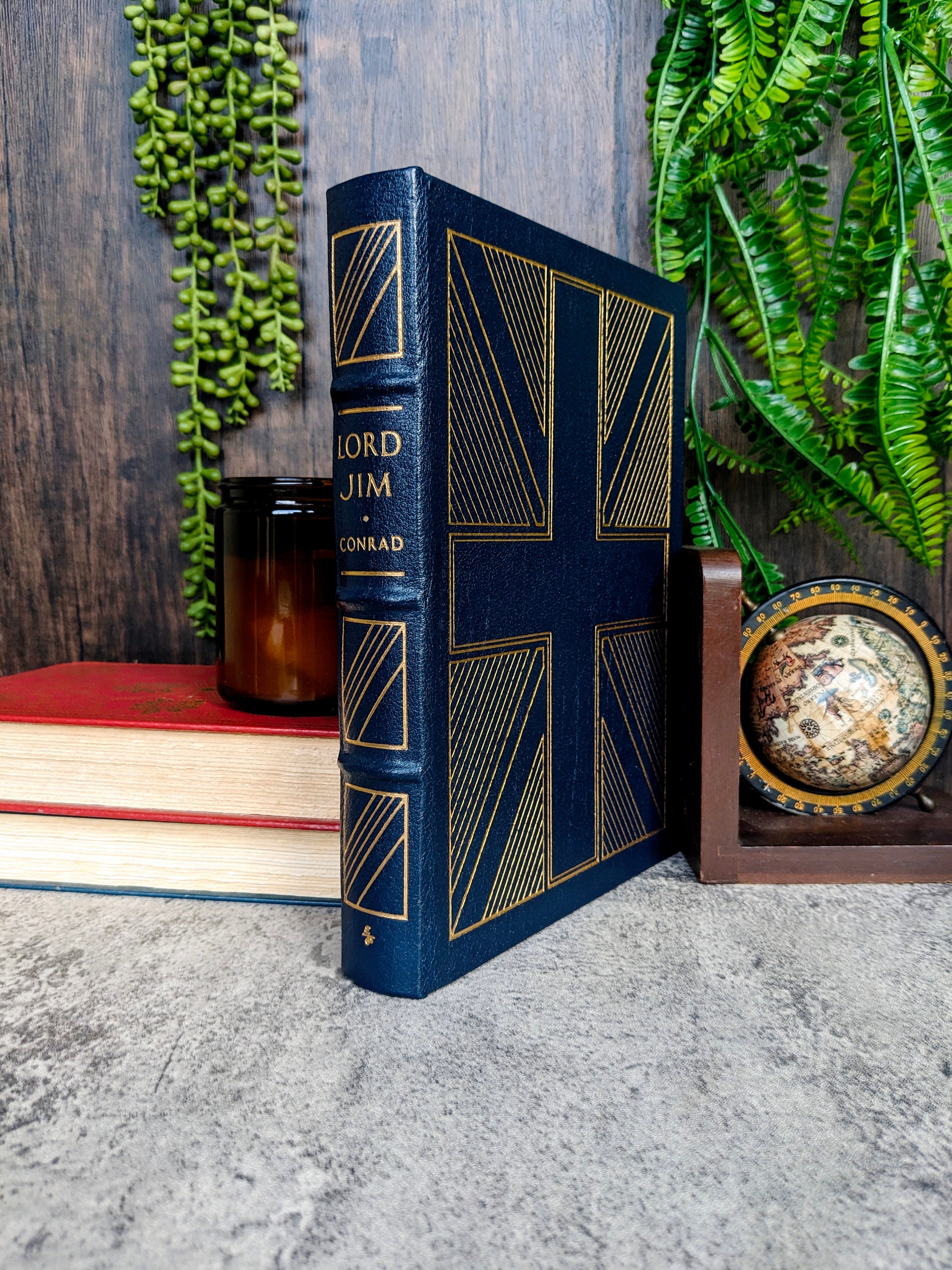 Lord Jim Joseph Conrad 1977 Easton Press - Illustrated by Lynd Ward - Introduction by Nicholas Monsarrat - Finely Bound Classic Literature