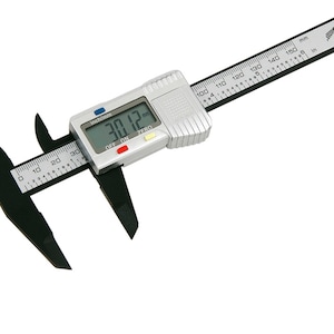 6 Inch 150mm Vernier Gauge Digital Caliper Measuring Tool with Composite Body Cover Free Battery LCD Display Modelling Hobby Craft Tool Kit