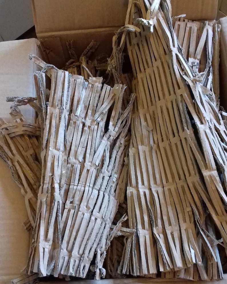 1.9 KG Shredded Recycled Cardboard Animal Pet Bedding & Void Etsy
