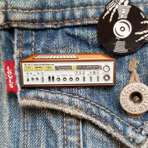 Limited Yamaha CR-1020 Stereo Receiver Enamel Pin
