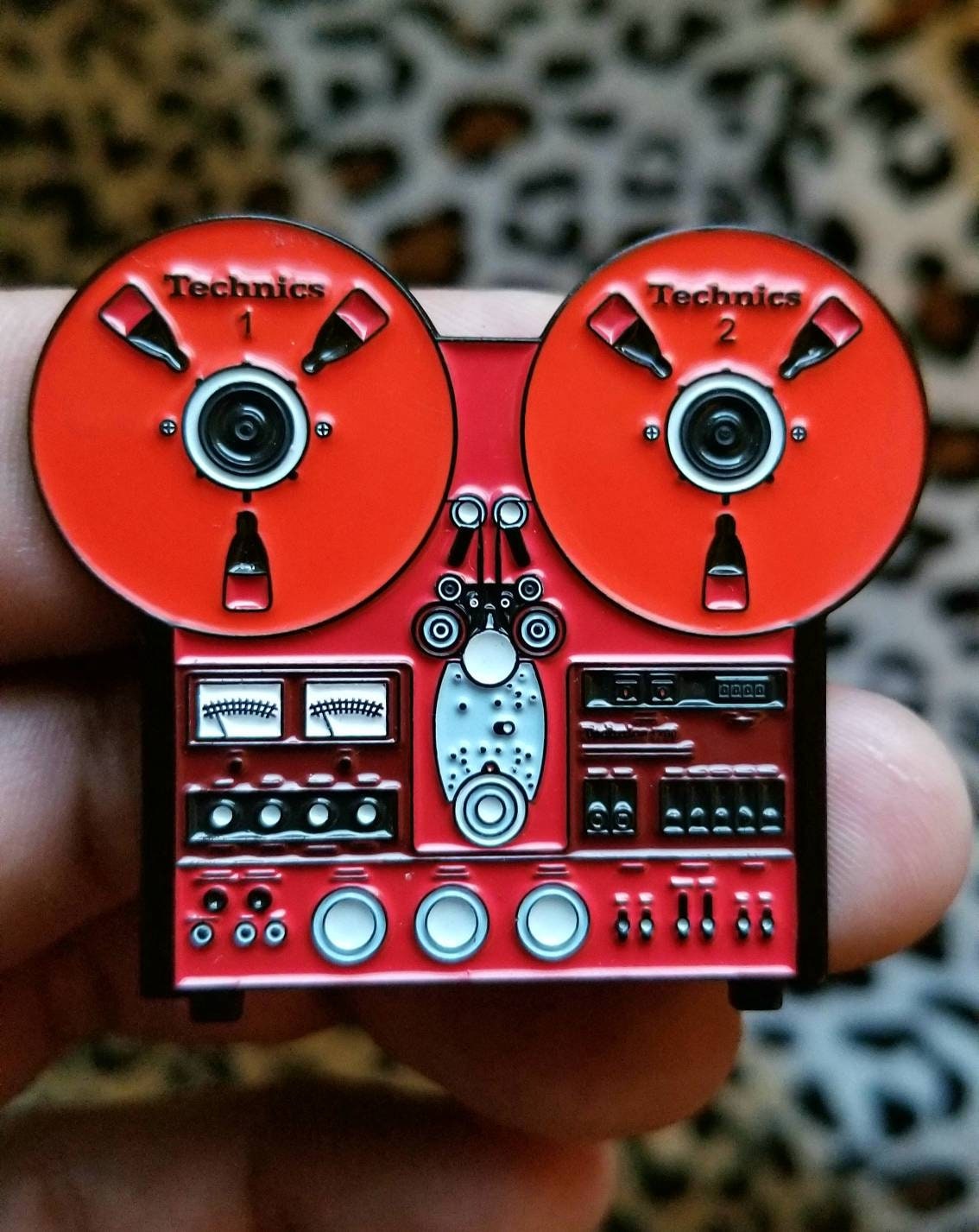 Limited Technics RS 1700 Vintage Reel R2R Enamel Pin red Ver