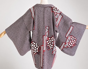 Haori Jacket | Black and Red Silk Vintage Kimono | Shibori Geometric | Open Front Cardigan-179