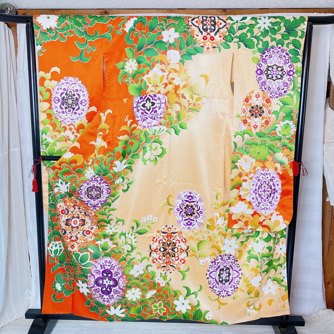Decorated Robe Japanese Vintage Furisode Kimono, Orange and Yellow Floral, Decorated ...