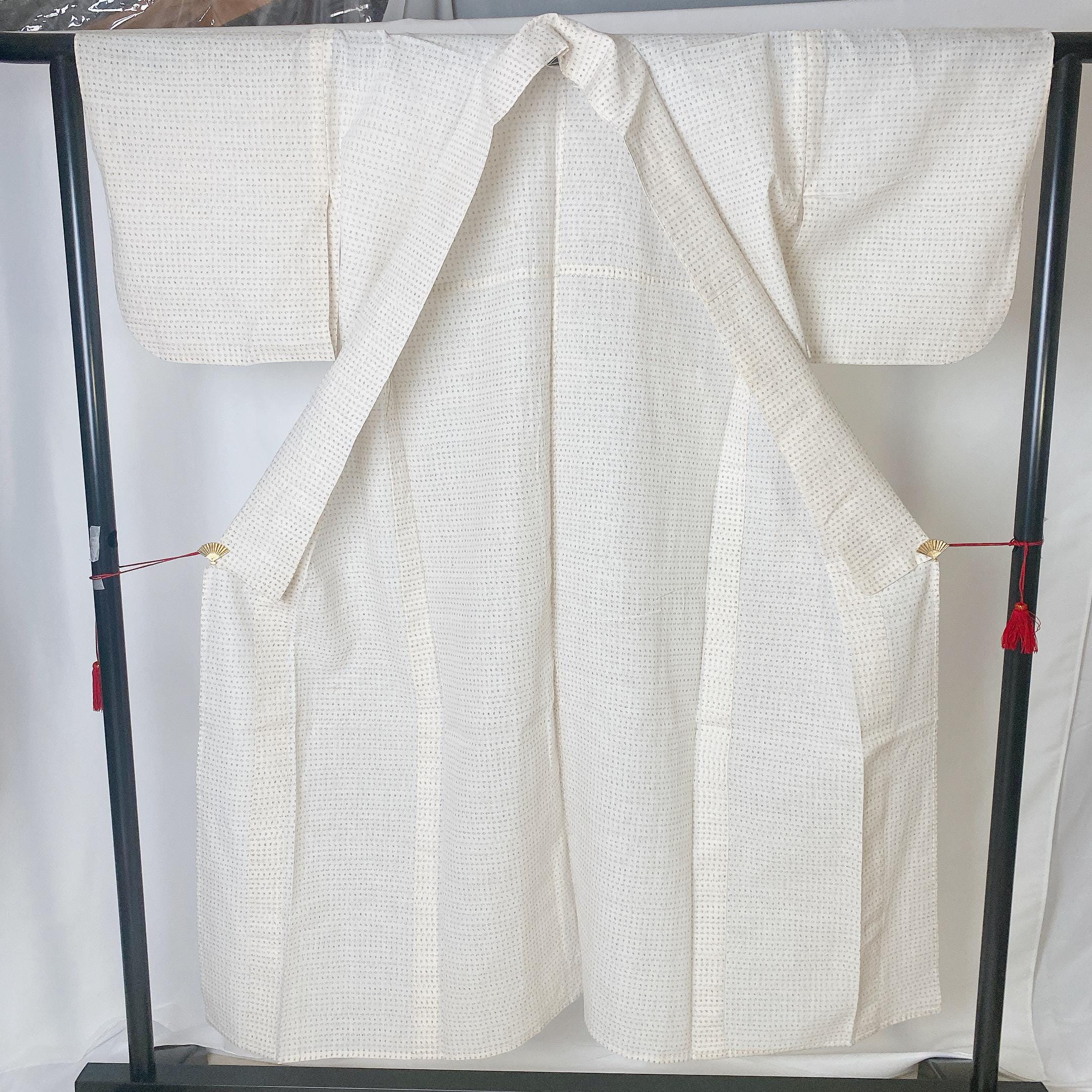 アンティーク　麻　小千谷縮 アンティークの小千谷ちぢみ 麻 | リサイクル着物 菅野