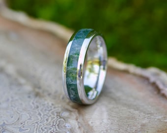 Green Sapphire Cobalt Chromium Ring, Unisex Wedding Band