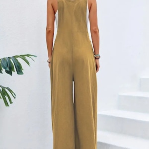 Long sleeveless overalls jumpsuit in Boho style, loose and casual, with pockets, women's clothing. image 7