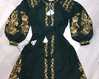 Lindo vestido bordado. Vestido de linho natural verde. Vestido Etno Folk para mulher menina. Presente para sua mulher. Vestido boho ucraniano Vyshyvanka