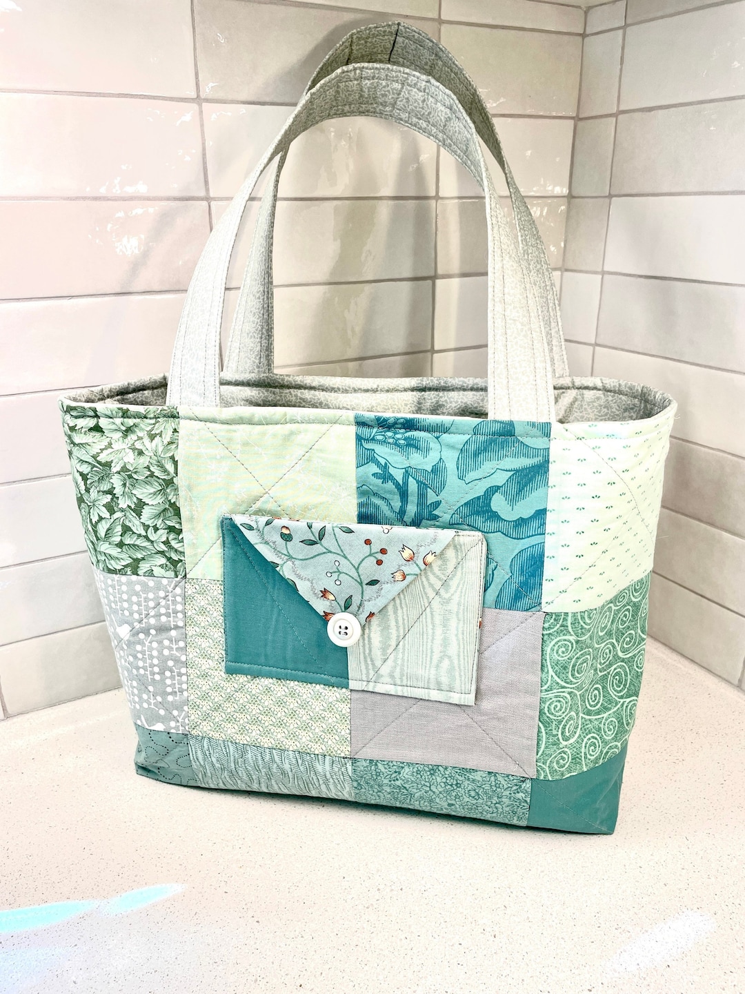 Green - Handmade Quilted Utility Pouch 02