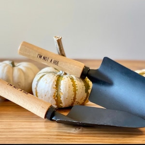 Custom Garden Trowel - Personalize with any name or phrase!, Gardener Gift, Gardening Shovel