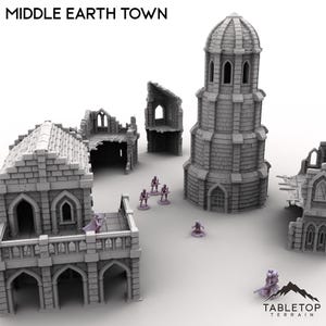 Puede incluir: Conjunto de ciudad en miniatura de la Tierra Media en gris, con edificios, una torre y figuritas. El conjunto incluye varias estructuras con puertas y ventanas arqueadas. El texto "MIDDLE EARTH TOWN" está en la parte superior.