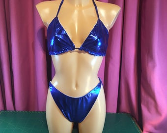 PDF pattern for Ladies Tiki halter top thong back bikini. A4 and US letter output plus detailed  assembly instructions.
