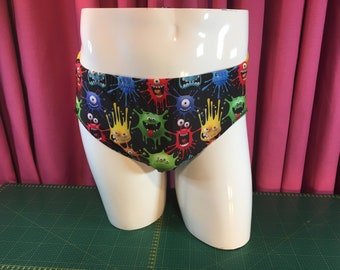 Men's speedo style swimwear pattern
