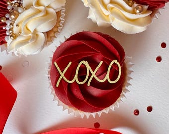 Xoxo Valentines Day Cupcake Toppers - Customisable - love - cake - wedding - anniversary engage valentines galentines gold mirror gold rose