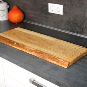 Rustic oak cutting board / serving board with tree edge image 2