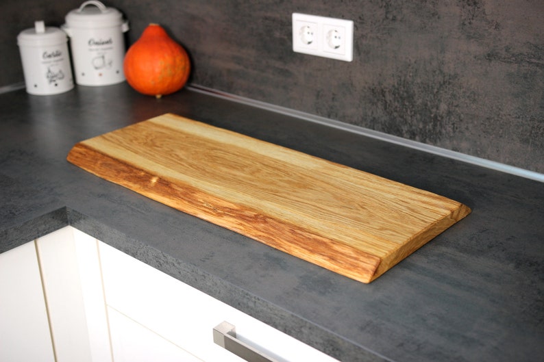 Rustic oak cutting board / serving board with tree edge image 2