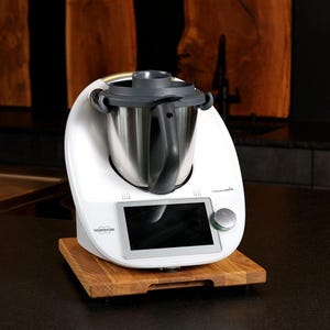 Sliding board for the Thermomix® - rolling board made of solid wood - in 4 types of wood - for TM5, TM6 or TM31, as well as other kitchen appliances