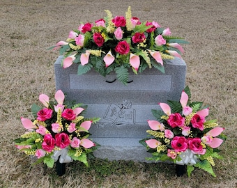 This headstone saddle and cemetery cone set has silk grave flowers including Beauty Pink Calla Lilies and Roses.