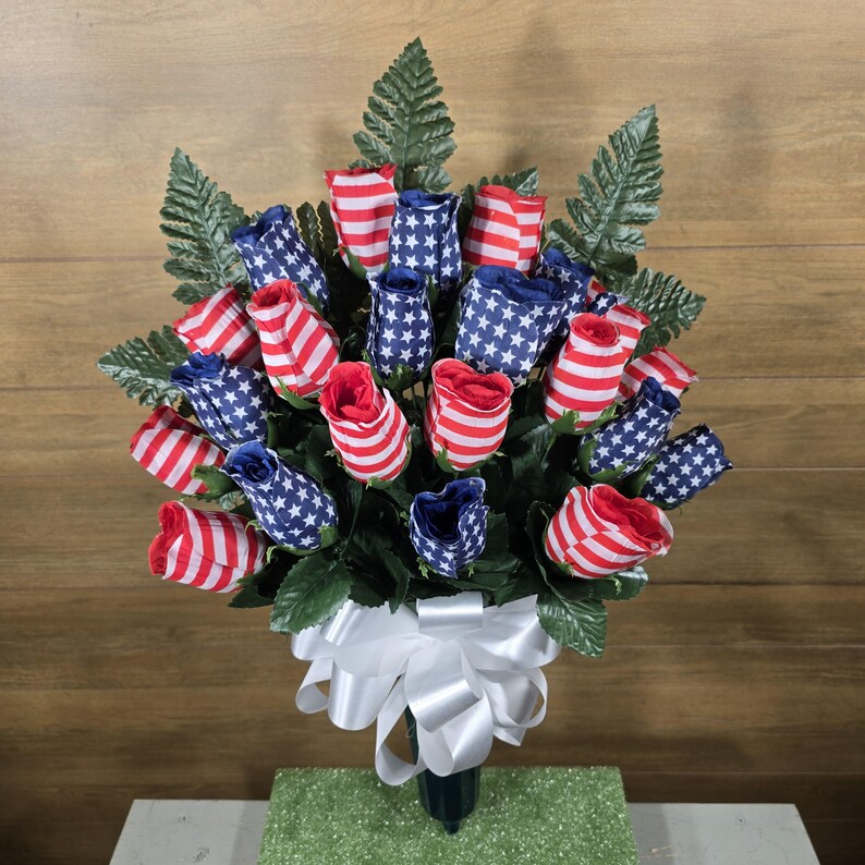 This Patriotic Red White & Blue Memorial Decoration With Red,white, and ...