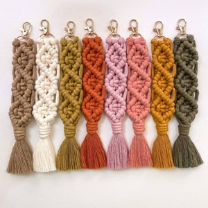 Macrame Keychains || Handmade Macrame Keychain