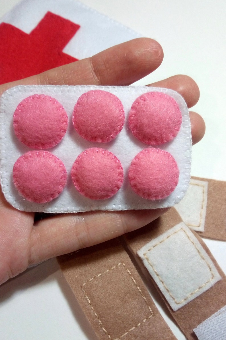 Felt doctor kit Kids doctor play set Toy first aid Felt Etsy