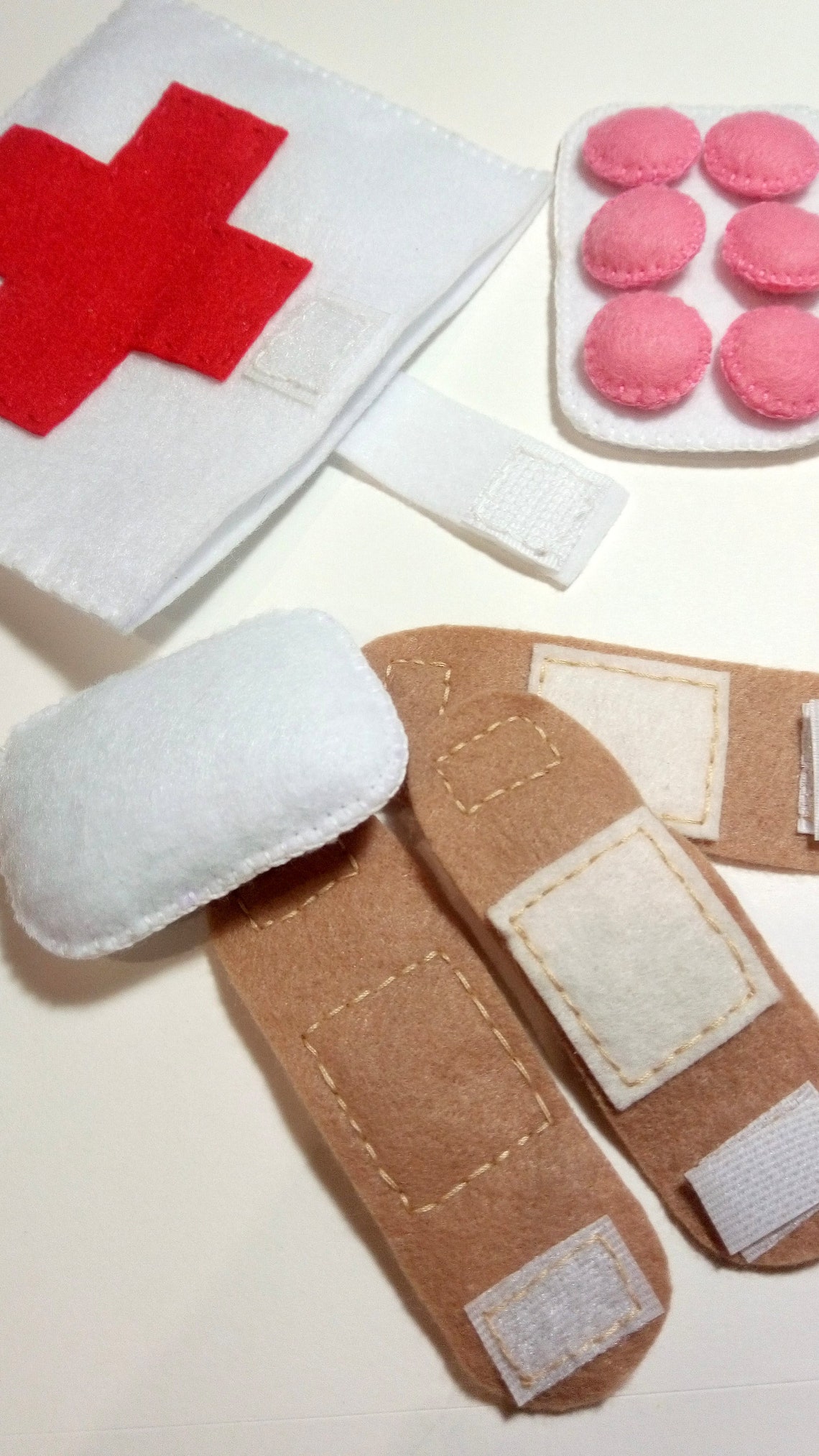 Felt doctor kit Kids doctor play set Toy first aid Felt Etsy