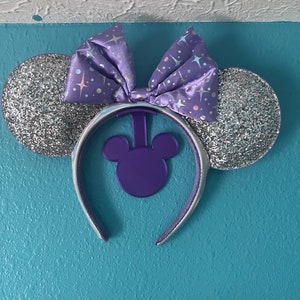 Minnie Mouse Ear Display