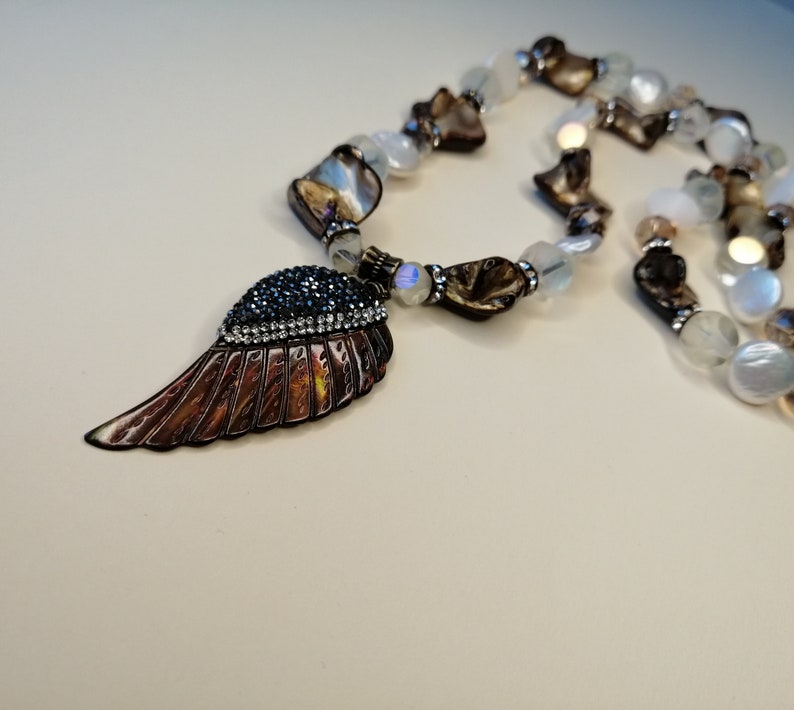 Gemstone beaded necklace Angel wing pearl necklace Coin Pearl/& Quartz and Crystal necklace carved Sea shell angel wing rhinestone pendant