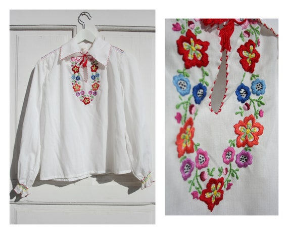 Vintage Folk Embroidered Blouse S/M • 70s Top • Bo
