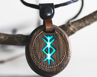 Protection Viking Rune Pendant With Glowing, Rune necklace, Norse necklace, Rune Nordic necklace