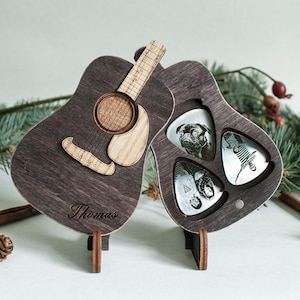 Guitar picks, Personalized pick, Gift for Him, Fathers day gift, Wooden guitar pick, Box for guitar picks, Pick case