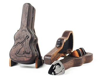 Personalized Wooden Guitar Pick Holder – Engraved Pick Case, Gift for Guitarist
