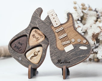 Wooden guitar pick  case, Wooden guitar pick, Personalized pick, Gift for Him, Guitar pick, Box for guitar picks, Pick case