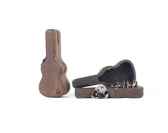 Personalized Wooden Guitar Pick Holder Set: Engraved Musician Gift for Christmas