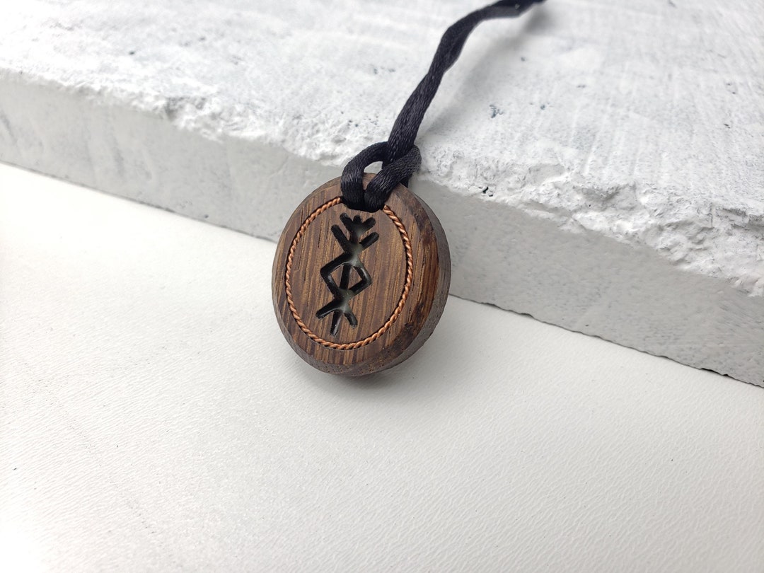 Protection Viking Rune Pendant With Glowing, Rune Necklace, Norse ...