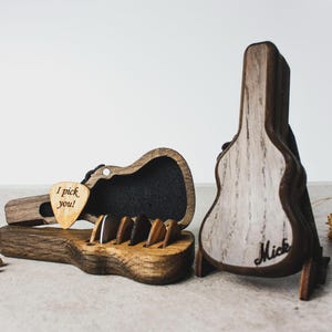 Engraved Guitar Picks with Wooden Storage Box – Unique Gift Idea