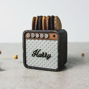 Custom Guitar Pick Holder – Handmade Wooden Guitar Amp Design for Music Lovers