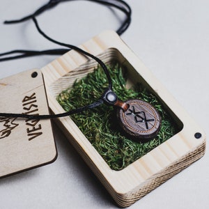 Protection Viking Rune Pendant With Glowing, Rune necklace, Norse necklace, Rune Nordic necklace zdjęcie 5