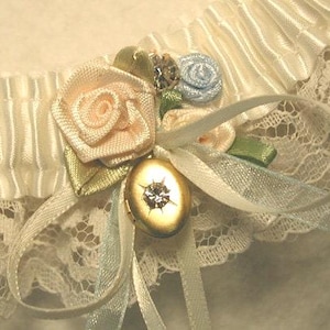 DISCOUNTED Locket Garter ~ Vintage Rhinestone Locket ~ Something Old ~ Ivory Lace Garter ~ Headpiece Heaven