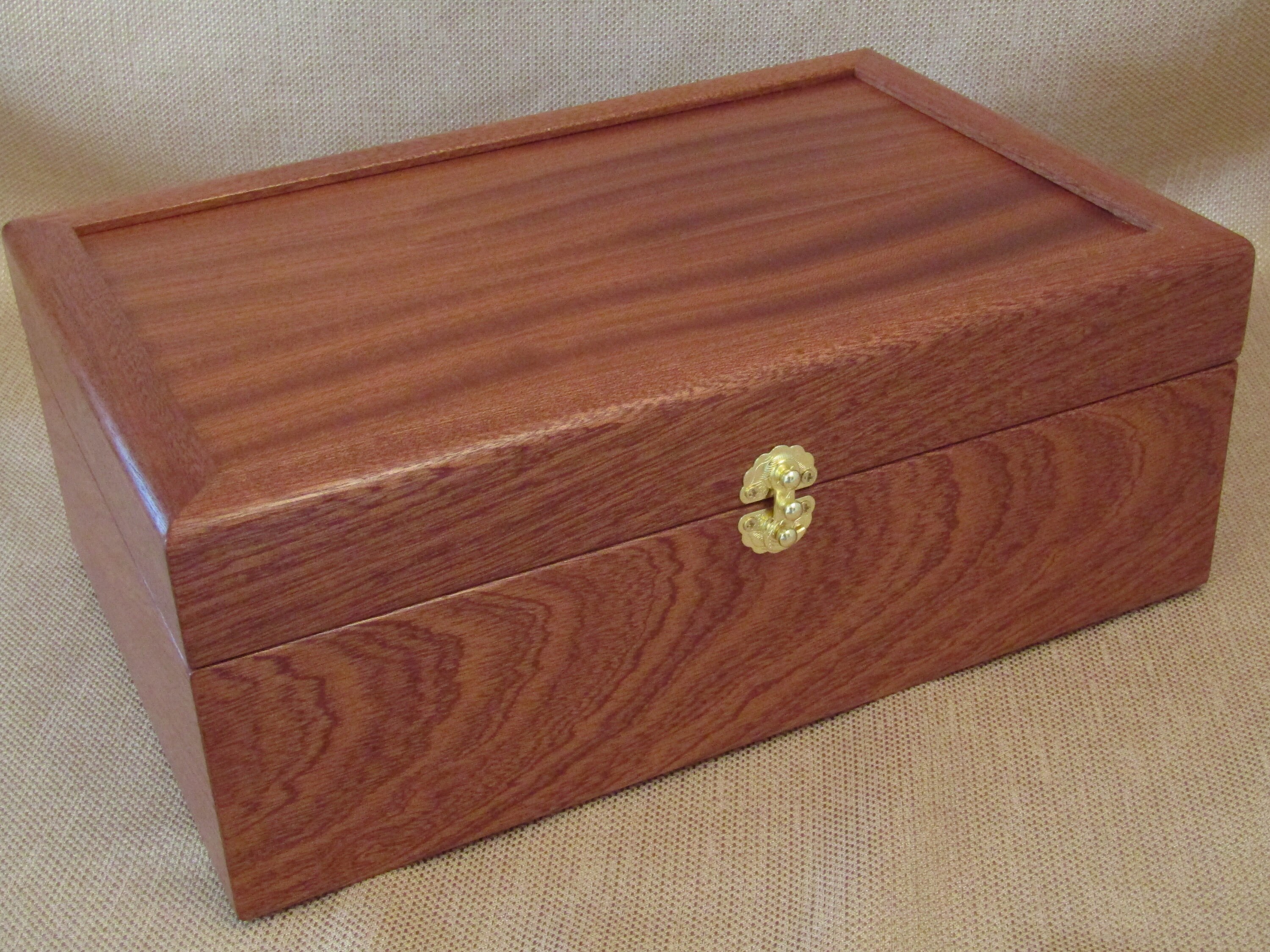 Caja de madera exótica con tapa de bisagra hace una hermosa | Etsy