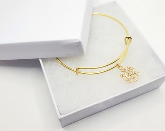 Gold Snowflake Bracelet, Christmas Jewelry, Snow Themed Jewelry Gifts