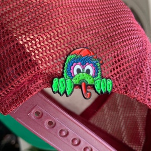 Peeping Phanatic Pin - Philadelphia Phillies, The Phanatic