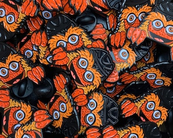Peeping Gritty Pin - Philadelphia Flyers, Gritty