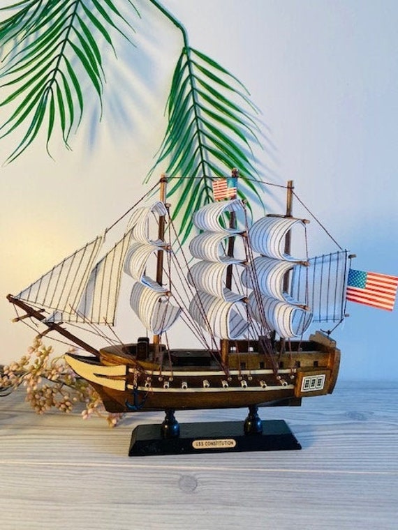 USS Constitution Limited Tall ship Model 18" Warship Decorative  Pre-Assembled 