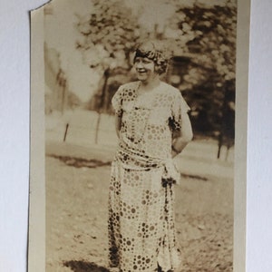 Vintage Photograph of Lady, Antique Photograph, Old Photo, Black and White Picture, Vintage Picture